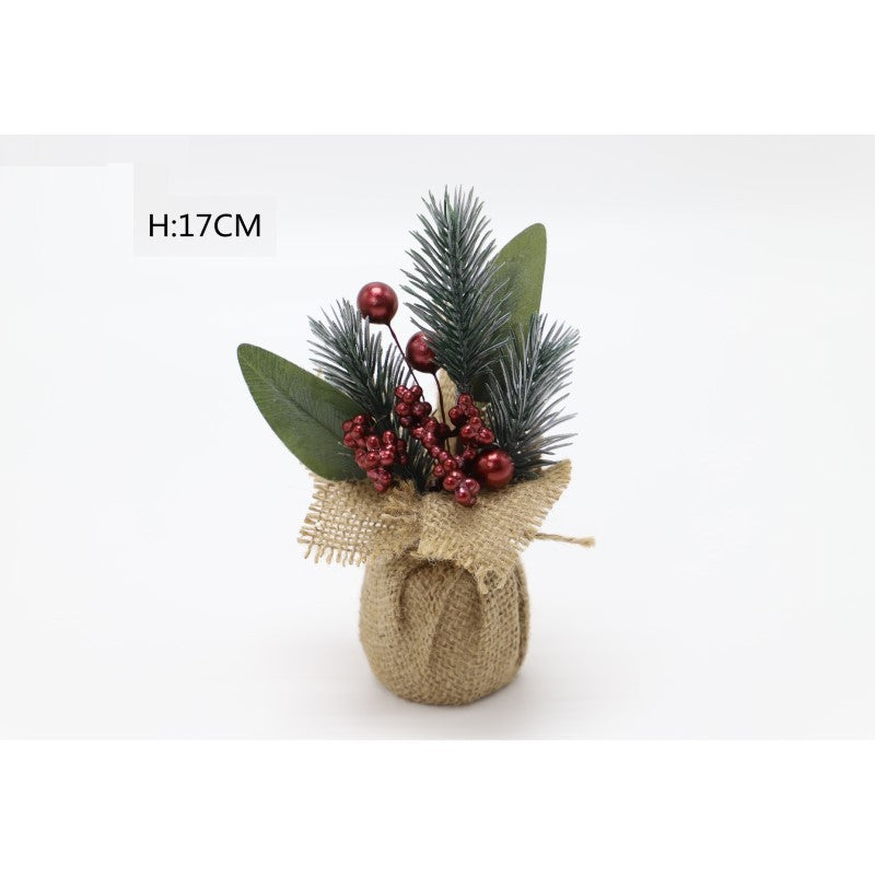Christmas Mini Pot 17cm Berry & Pine