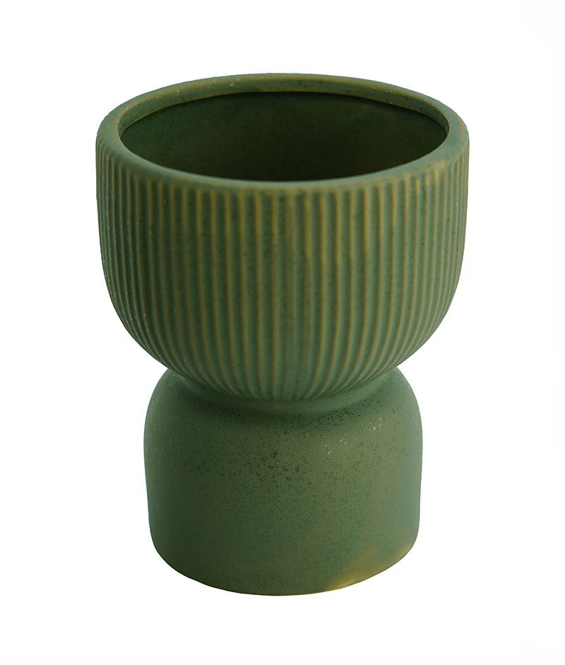 Fluted Pot