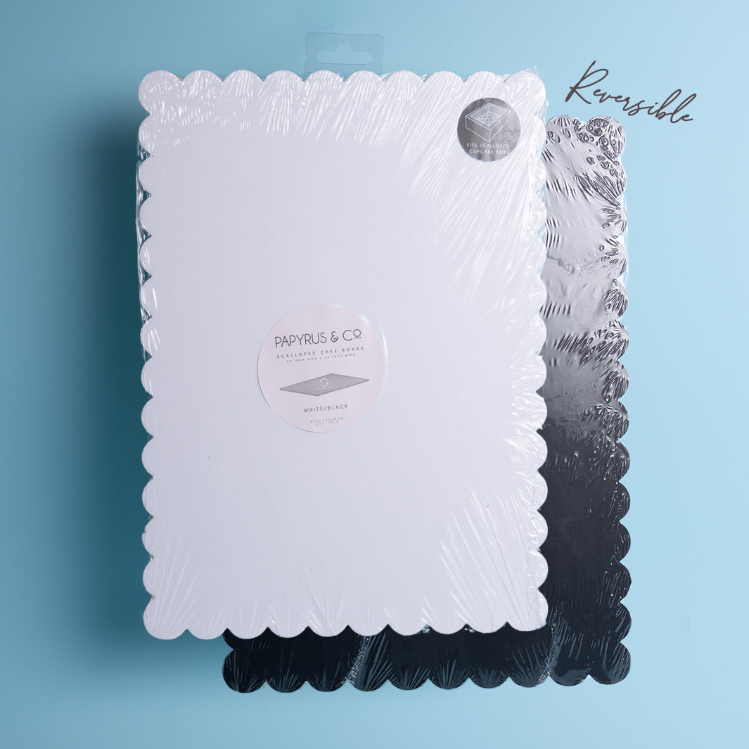 Rectangle Dual-Colour Scalloped Cake Board - White & Black 14 By 10