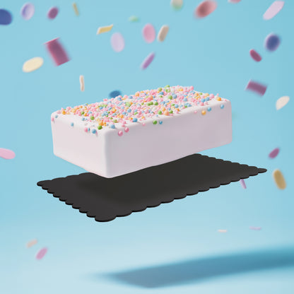 Rectangle Dual-Colour Scalloped Cake Board - White & Black 14 By 10